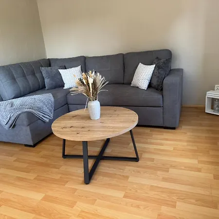 Erznest Apartamento Thum